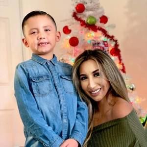 Meet your Posher, Jeannette